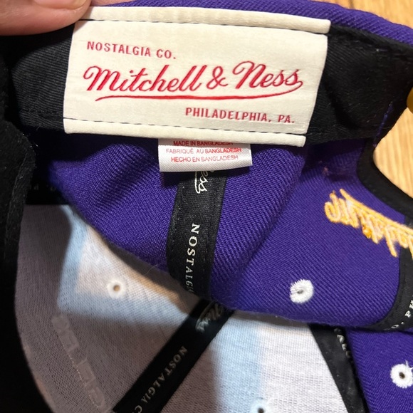 Los Angeles Lakers Vintage mitchell and ness SnapBack Cap Hat Wool NWOT FLAW - Picture 2 of 8